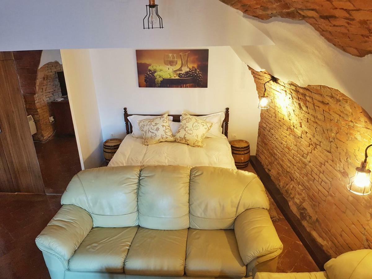 Wine Studio Central Residence Sibiu Luaran gambar