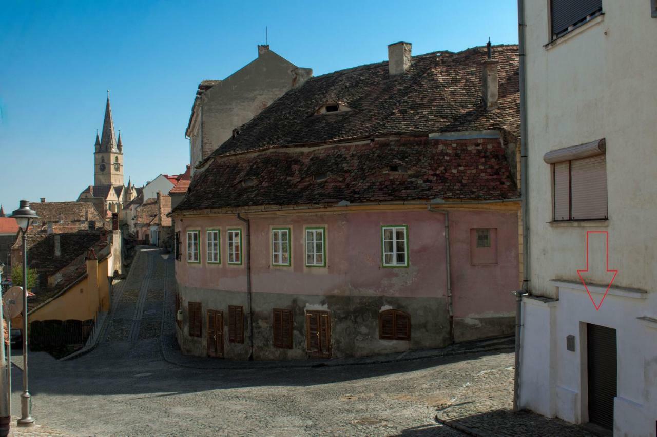 Wine Studio Central Residence Sibiu Luaran gambar